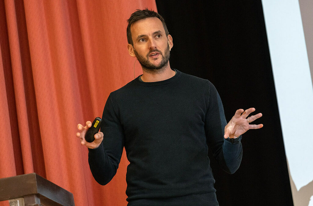 “With ECLAT, we work in direct contact with scientific application developers”Interview with François Tessier,